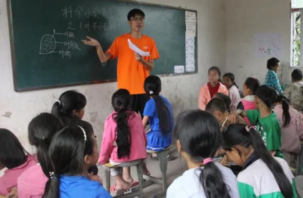 克莉丝堤：杀人网站