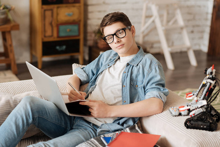 养鬼吃人4：血统